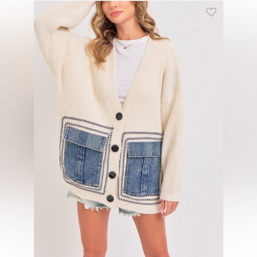 Stylish Cream Cardigan with Denim Accents